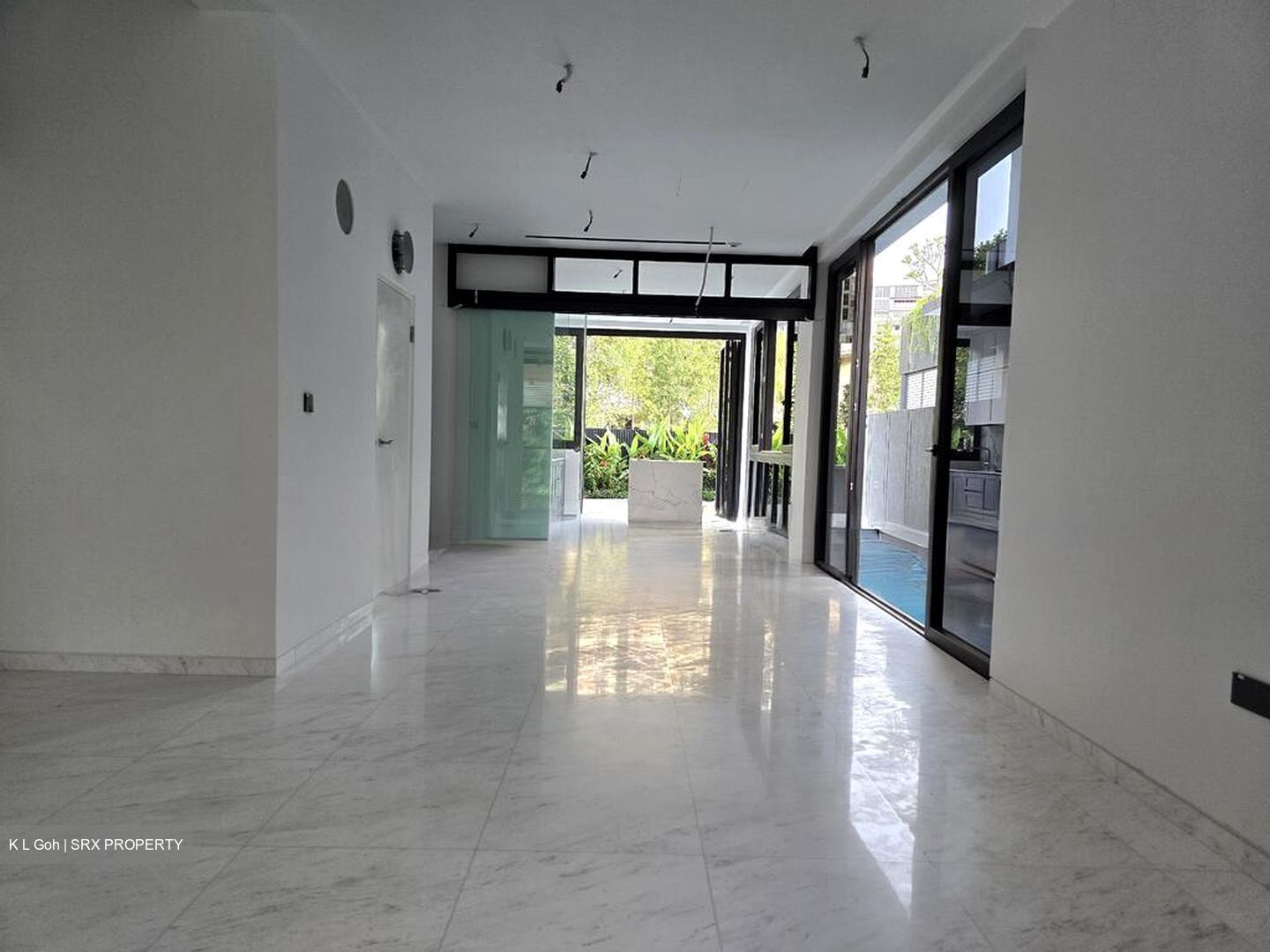 Loyang Besar Close (D17), Terrace #579158701